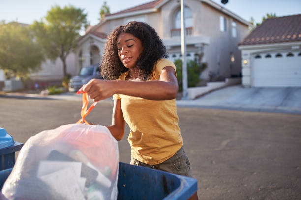 Best Commercial Cleanout Services  in New Prague, MN